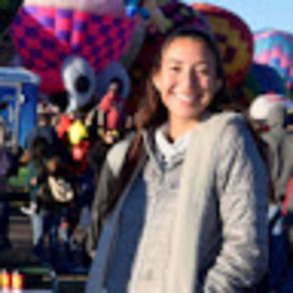 Meet your Posher, Alejandra